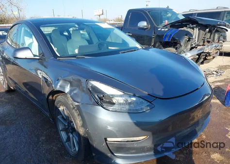 2022 Tesla Model 3 Long Range Dual Motor All-Wheel Drive from USA, damaged, VIN 5YJ3E1EB1NF111101